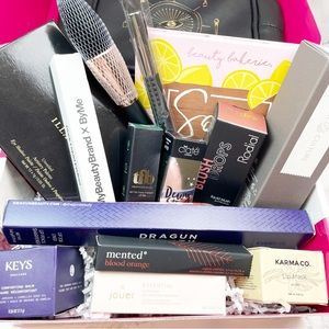 15-Piece Luxury Makeup Bundle